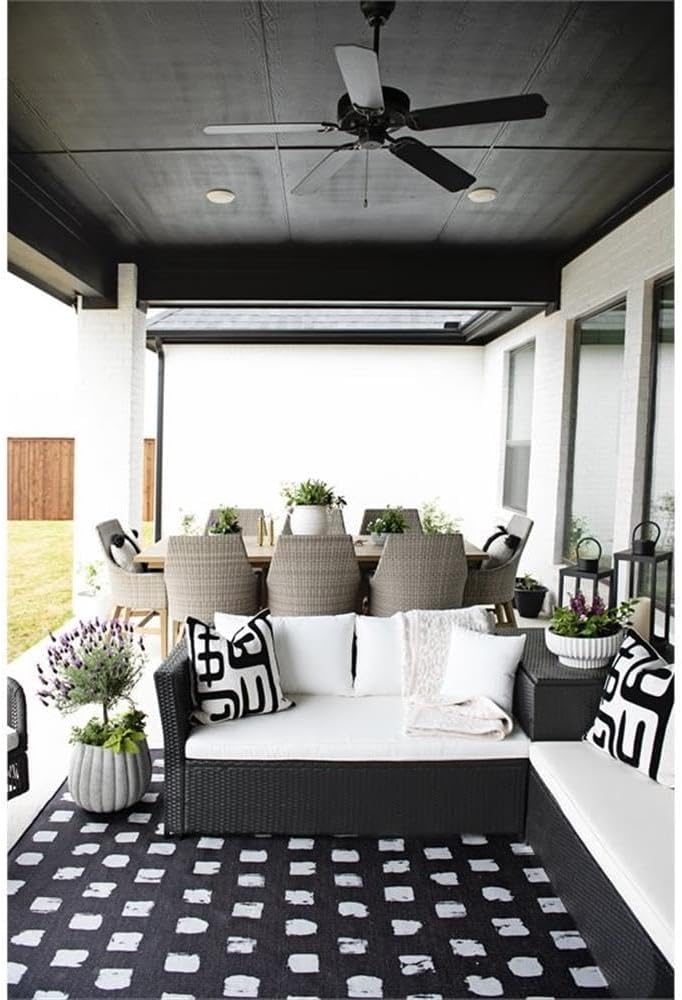 SAFAVIEH Outdoor Collection Kaston Light Grey Concrete Planter (Fully Assembled)