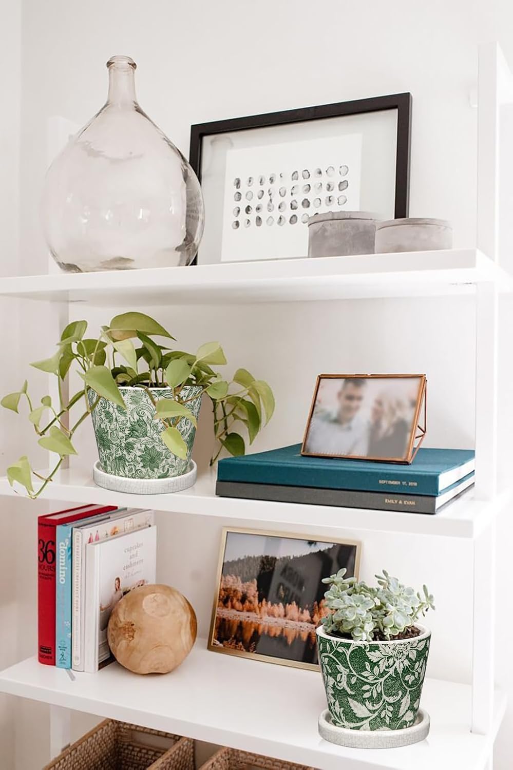 Set of 2 Ceramic Green Plant Pots with Drainage Hole and Saucers, Vintage Farmhouse Accent Planters for Indoor Plants, Round Flower Pots Rustic Succulent Cactus Pots Terracotta Tubs 5.7/4.7 Inch