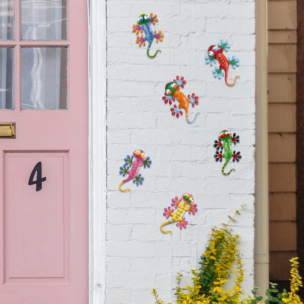 hogardeck Metal Gecko Outdoor Wall Decor, 6 Pack Lizard Wall Art Garden Sculptures & Statues with Free-adjustable Head Outdoor Spring Decor for Front Yard Fence Patio