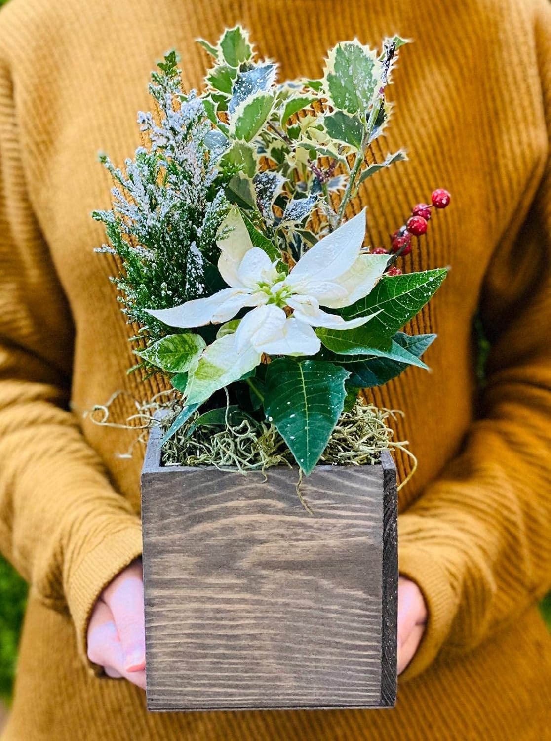 Wooden Planter Box, Rustic Barn Wood with Plastic Liner l Garden Decor l Restaurant and Wedding Decorations l Wedding Bouquets, Table Centerpiece (5x5 Set of 4, Natural)