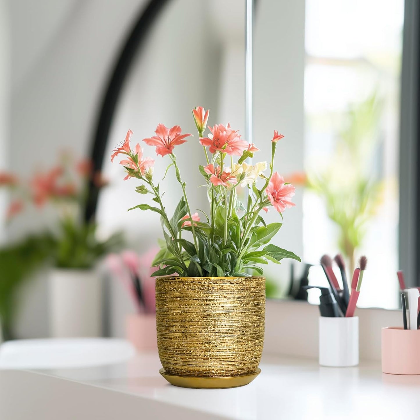 Succulent Pot 5 Inch - Ceramic Plant Pot for Indoor Flowers, Decorative Round Indoor Planter with Drainage Hole and Saucer, Plant Lover Gifts, Patio Office Home Room Decor, Gold