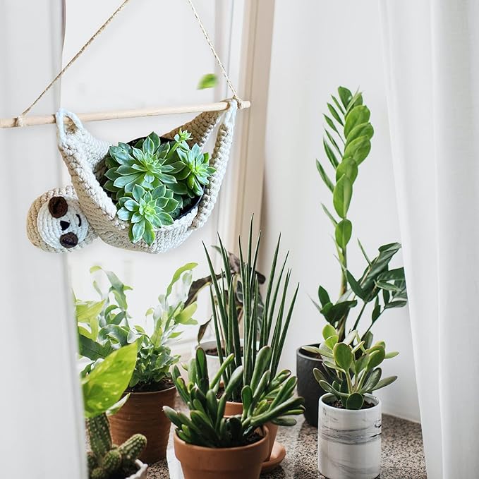 Macrame Plant Hanger Crochet Sloth Hanging Planter Sloth Gifts,5 Inch Animal Wall Hanging Plant Holder for Plant Sloth Lovers, Home Decor Indoor Outdoor Plants Succulent Gifts