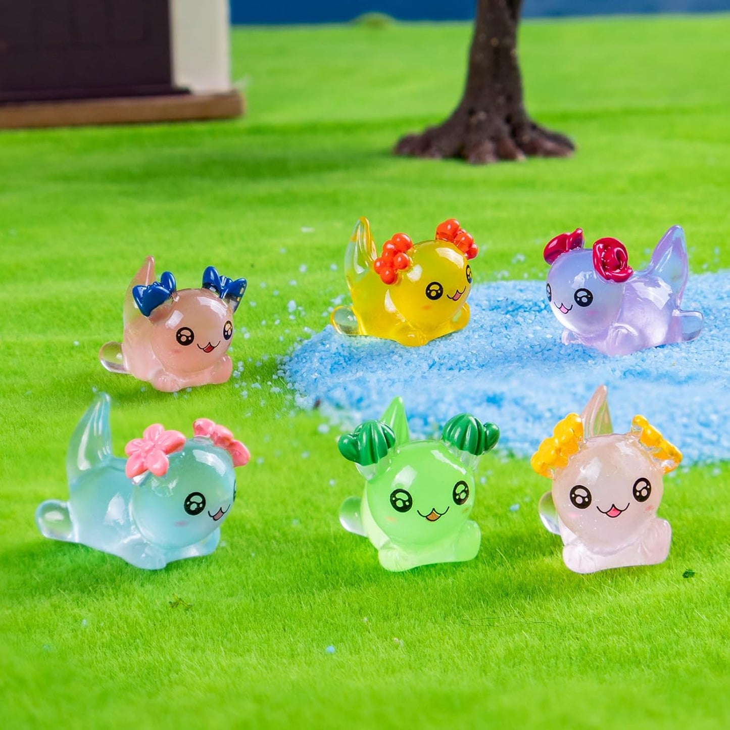 60 Pcs Mini Resin Axolotl with Flowers Variety Tiny Animals Figures Miniature Little Small Salamander Figurines Bulk for Micro Fairy Garden Landscape Accessories Hide Crafts Decor