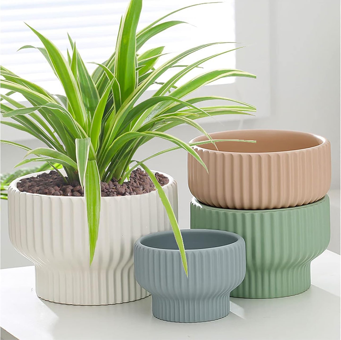 Puoyik 2 Piece Set of Flower Pots 8/6 inches, Ceramic Flower Pots with Drainage Holes, Indoor and Outdoor Plant Flower Planter (7.8/5.9 White)