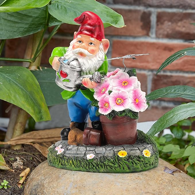 Gnome Figurine Garden Decor, Solar Resin Gnomes Outdoor Statue, Funny Gnome Gift Sculpture Decoration for Home Patio Yard Lawn Porch Ornament