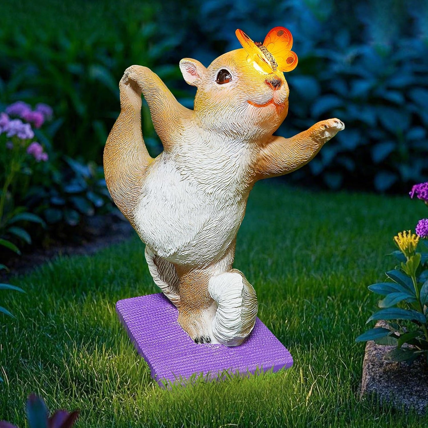 Solar Light Garden Statue Squirrel Figurine, Resin Squirrel Doing Yoga with Lighted Butterfly, Waterproof Spring Outdoor Ornaments for Garden, Front Door, Patio Decor & Gifts for Mother's Day