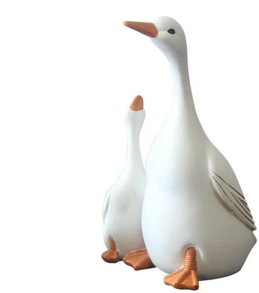 Lifelike Mother Duck and Ducklings Resin Statue for Patio Yard Decoration - Durable and Hand-Drawn Sculpture (Small Size (10cm x 6cm))