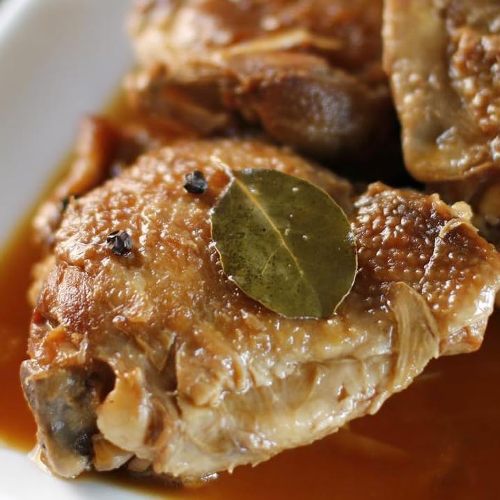 Mediterranean Bay Leaf, Bay Laurel Live Plant. Saratoga Variety - Laurus Nobilis. Live Plant. Fragrant, Fresh, Edible. Best for Pot Planting and Indoor. Mild Flavor. (2 Saratoga Plants in Sac)