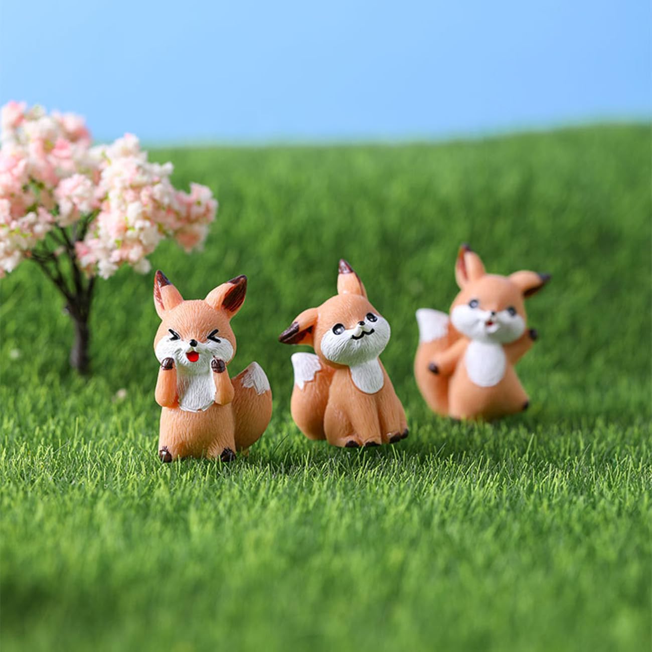 Mini Fox Animal Figurines, Miniature Fox Fairy Garden Accessories for Cake Topper, Moss Landscape DIY, Terrarium Crafts Ornament, Home Decoration, Birthday Gift, Party Favors, Desktop Decoration