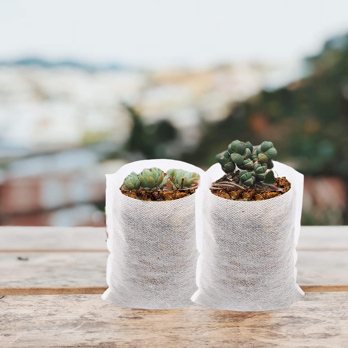 gardtree Small Plant Nursery Bags 3.1" * 3.9" 400PCS, Non-Woven Biodegradable Plant Grow Bags Fabric Seedling Starter Bags for Succulents Vegetable Flower Fruit, Home Garden Supply