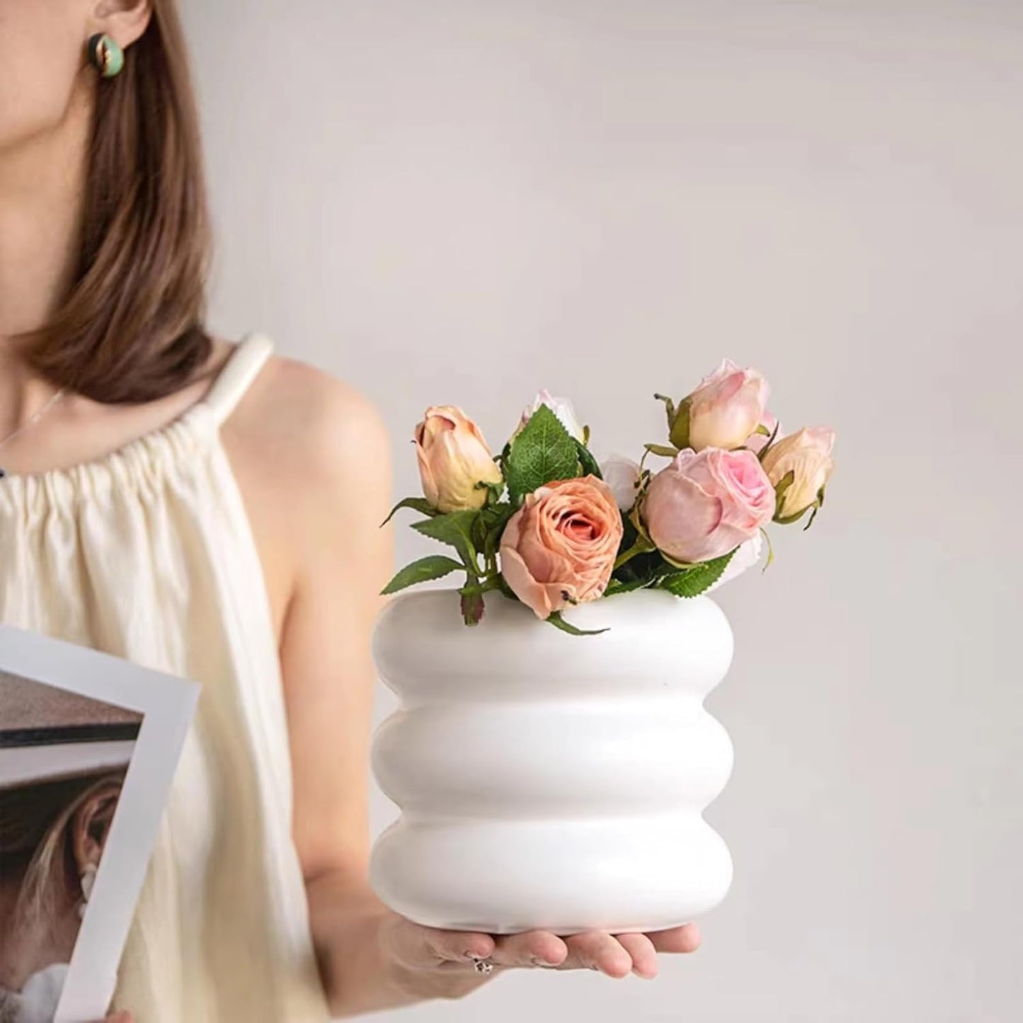 Ceramic Plant Pot Indoor, 6.5 Inch Flower Pot with Drainage Hole, Tiered Bubble Design Ceramic Planter for Home & Office Decor (White)