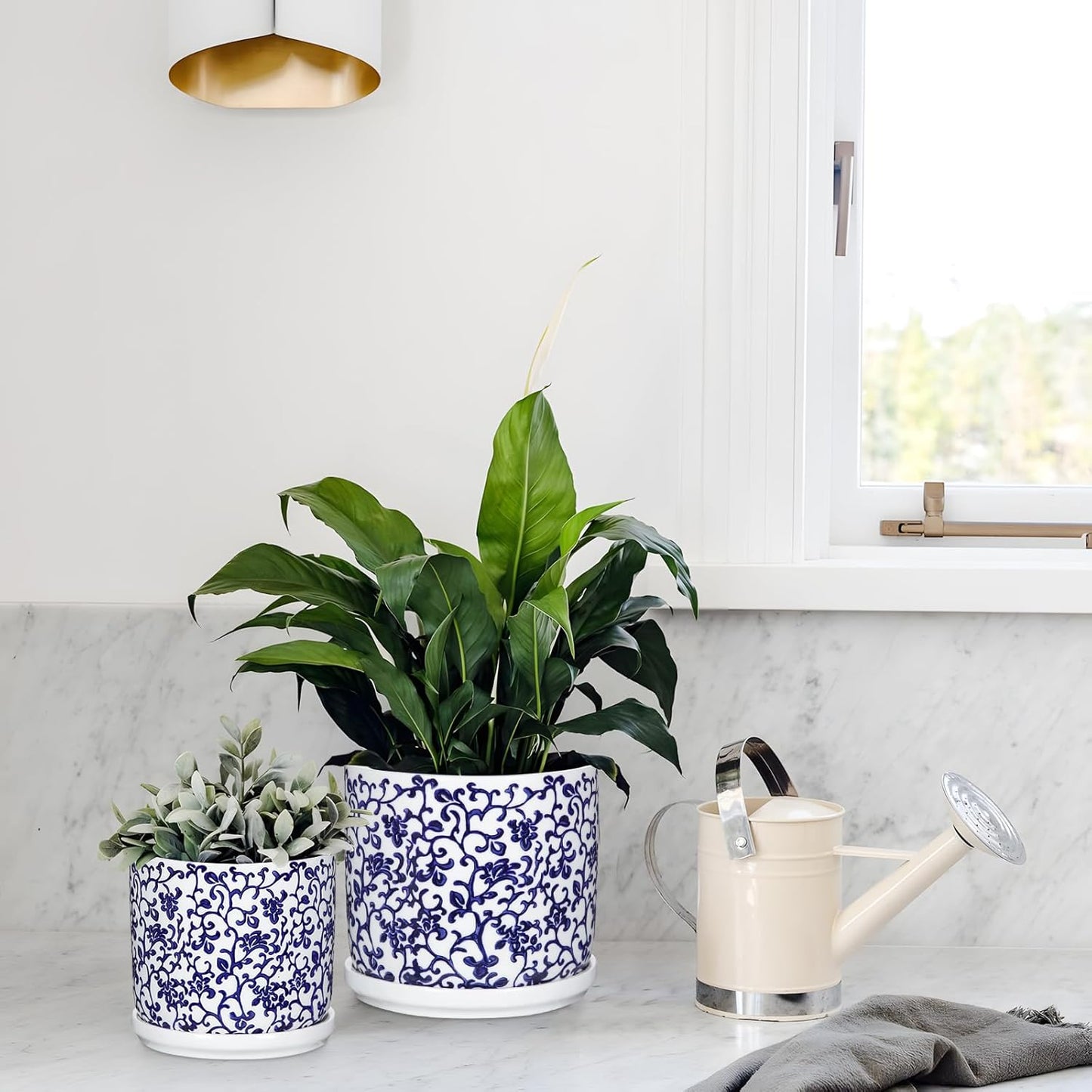 Set of 2 Blue and White Ceramic Plant Pots with Drainage Hole and Saucers, Retro Blue Porcelain Vase Round Planters for Succulent Cactus Indoor Outdoor Garden Home Desktop Decor, 4.5+5.5 Inch