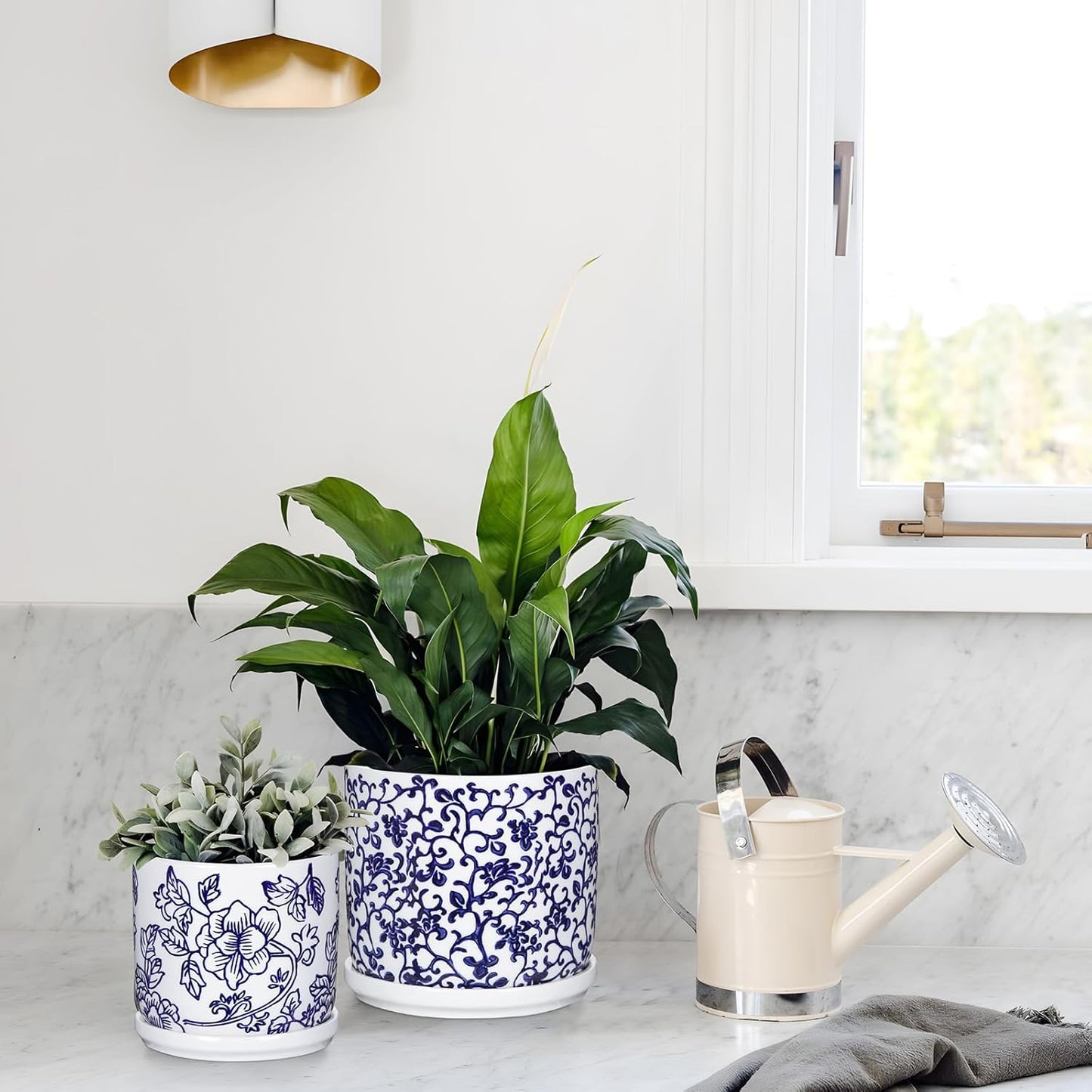 Set of 2 Blue and White Ceramic Plant Pots with Drainage Hole and Saucers, Retro Blue Porcelain Flowers Round Planters for Succulent Cactus Indoor Outdoor Garden Home Desktop Decor, 4.5+5.5 Inch