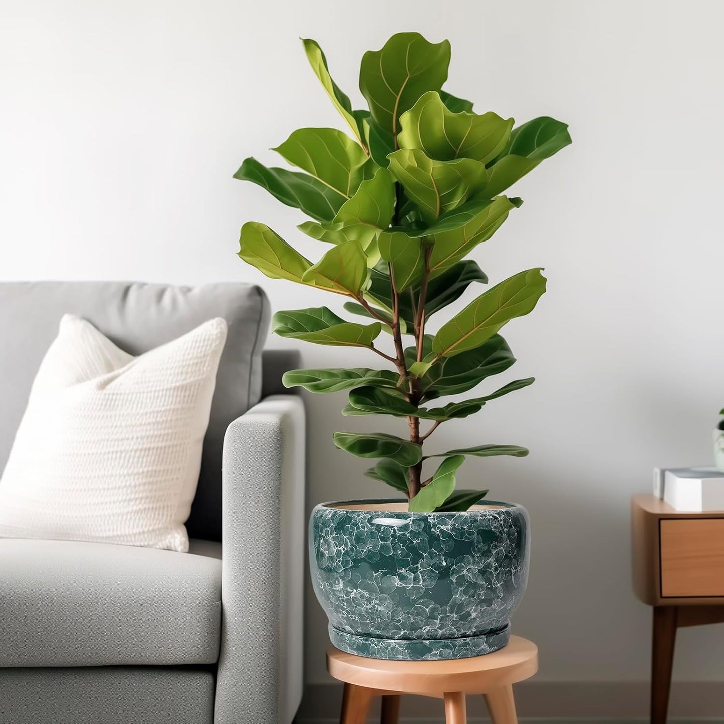 SQOWL 10 Inch Plant Pot - Ceramic Planter for Indoor Plants Outdoor, Large Ceramic Flower Pot with Drainage Hole and Saucer, Decorative Round Planter, Living Room Decor, Gifts for Women Men, Green