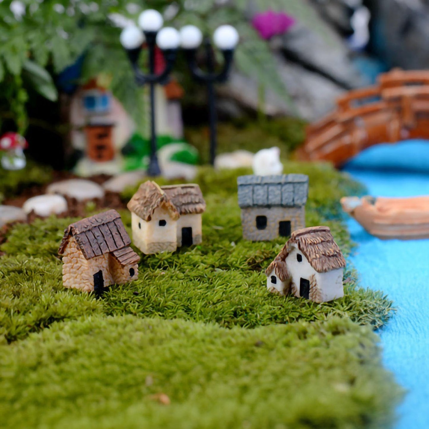 Fairy Miniature Tiny Thatched Cottage, Stone House, Terrarium Accessories, Mini Fairy Garden Supplies (Set of 4 or 1) (4pcs Thatched Cottage)