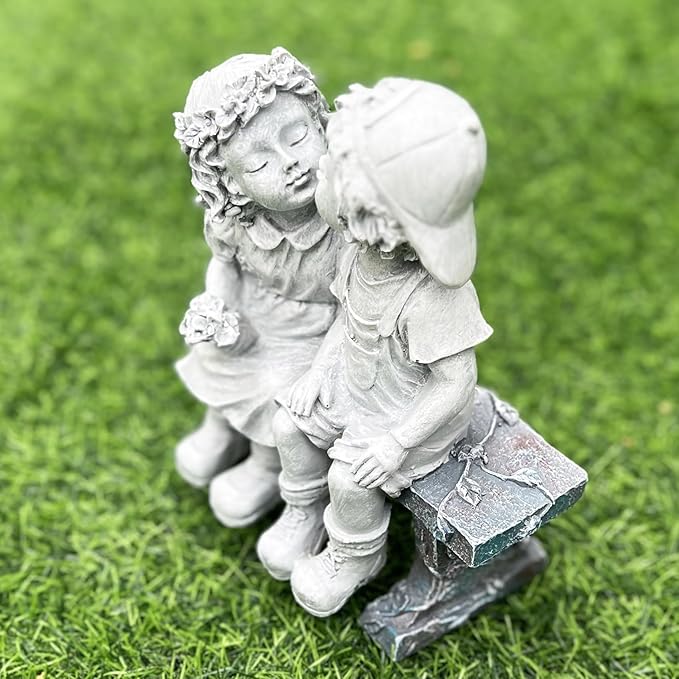 Elenon Garden First Kiss Outdoor Statue Decorative, Flower Bed Decor Boy and Girl Garden Statues, Couple Puppy Love Garden Sculpture for Yard Patio Art Decoration