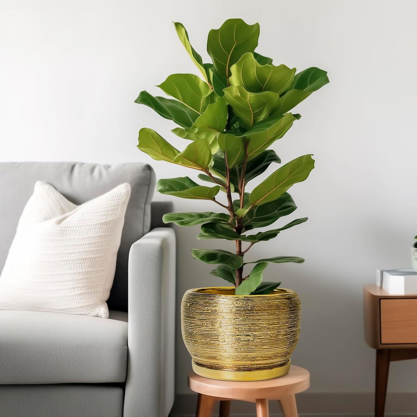 SQOWL Ceramic Planter for Indoor Plants - 10 Inch Plant Pot with Drainage Hole and Saucer, Modern Round Planter Outdoor, Large Decorative Flower Pot, Apartment Decor, Birthday Gifts, Gold