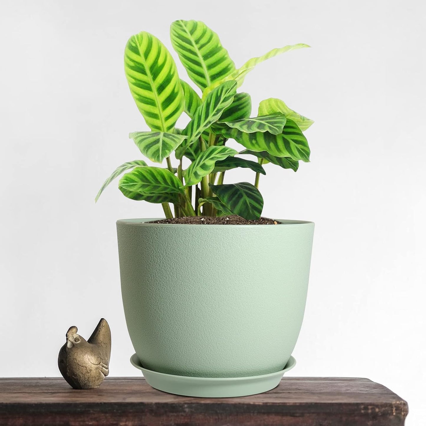 Modern Plant Pots Set, 9/8/7.5 inch Plastic Planters for Indoor Plants, Stylish Flower Pots with Drainage Holes and Saucers for House Plants and Flowers, Green