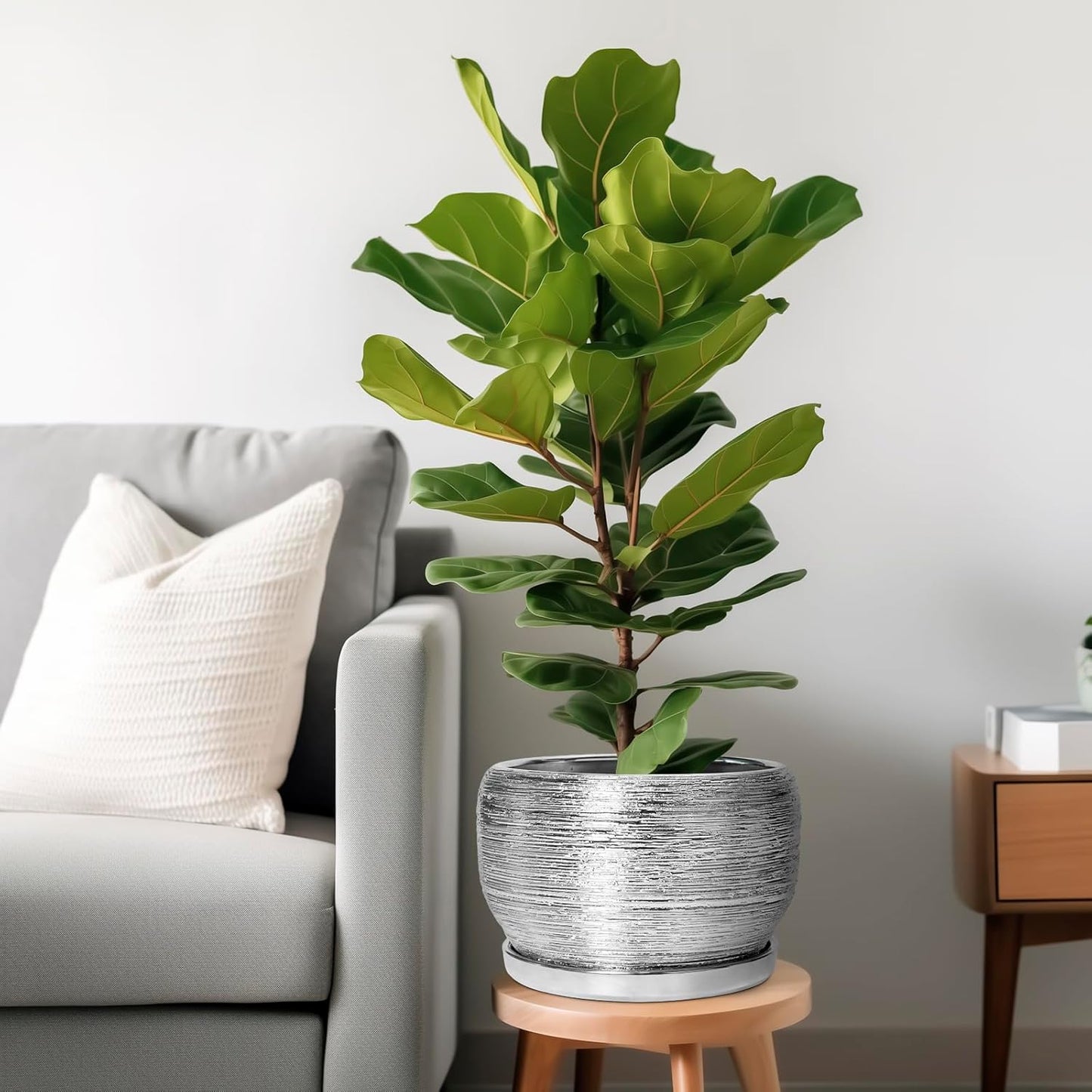 SQOWL Ceramic Pot for Plants - 10 Inch Planter Indoor, Round Large Planter Outdoor with Drainage Hole and Plant Saucer, Decorative Ceramic Flower Pot, Kitchen Decor, Housewarming Gifts, Silver