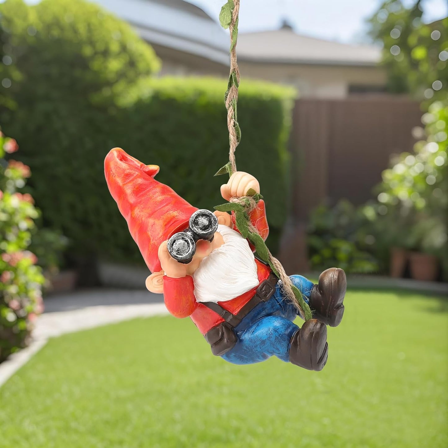 Hanging Gnome Garden Statue Funny Climbing Gnomes with Telescope Figurine Tree Hugger for Outdoor Lawn Home Patio Yard Art Decoration Father's Day Christmas Gardening Gifts for Mom Dad
