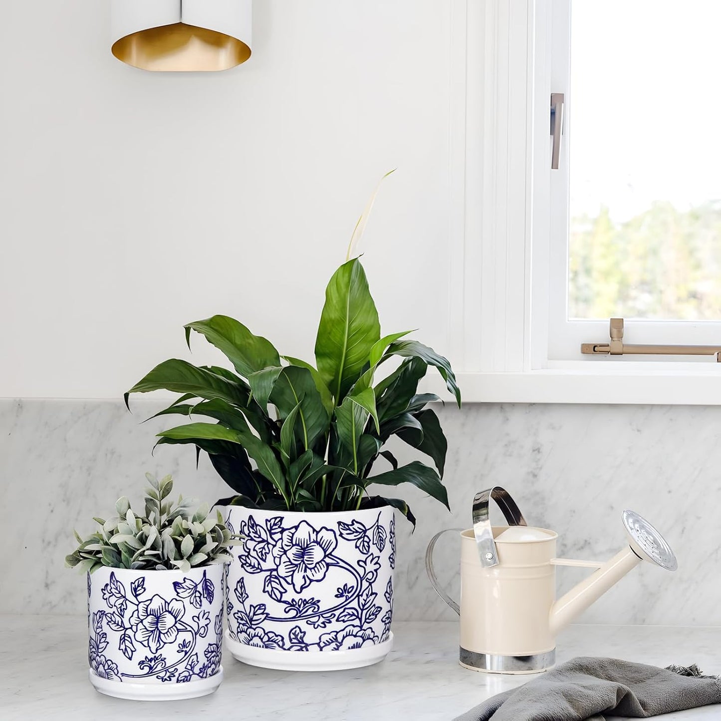 Set of 2 Blue and White Ceramic Plant Pots with Drainage Hole and Saucers, Retro Blue Porcelain Flowers Round Planters for Succulent Cactus Indoor Outdoor Garden Home Desktop Decor, 4.5+5.5 Inch