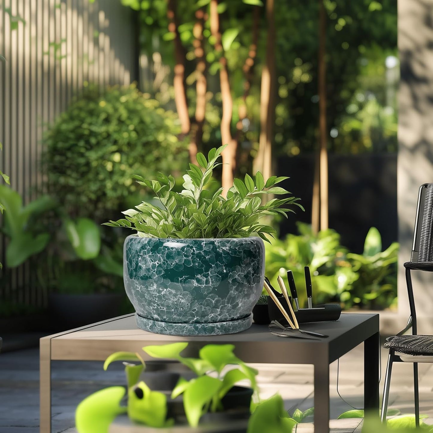 SQOWL 10 Inch Plant Pot - Ceramic Planter for Indoor Plants Outdoor, Large Ceramic Flower Pot with Drainage Hole and Saucer, Decorative Round Planter, Living Room Decor, Gifts for Women Men, Green