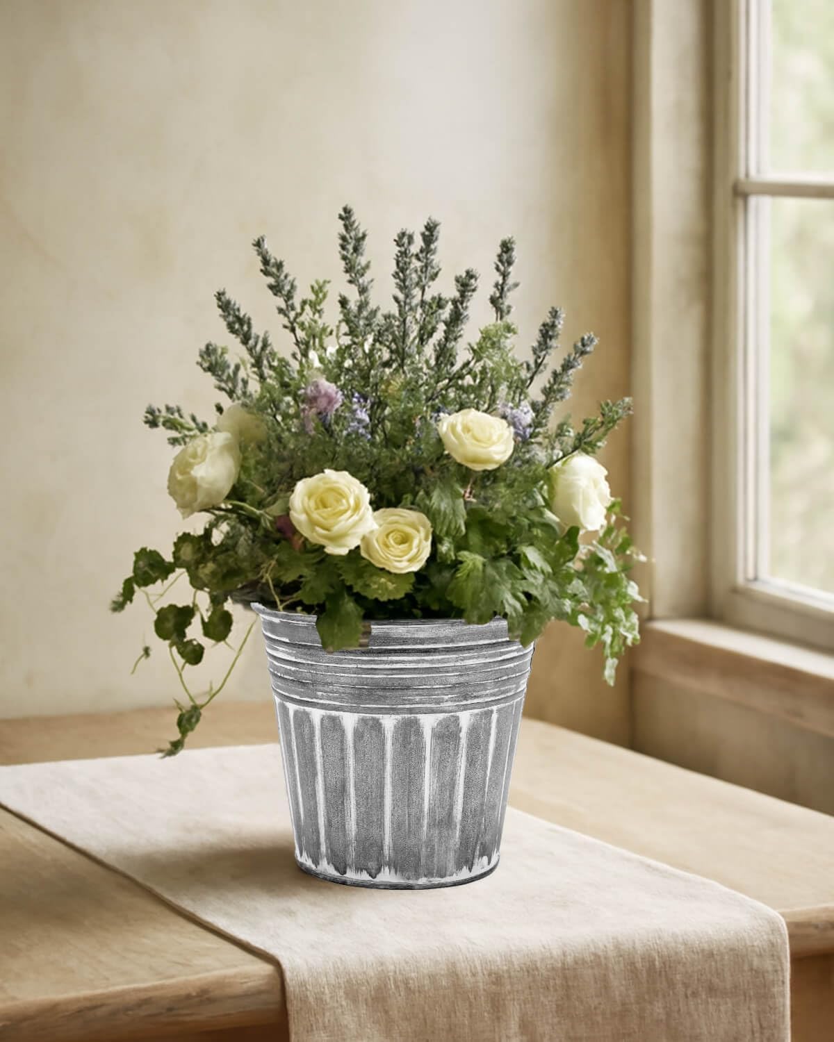 vensovo 5 Inch Silver Metal Rustic Flower Pots - 6Pcs Medium Galvanized Planters with Drainage Hole and Rubber Plug, Rustproof Metal Bucket Plant Pots Farmhouse Vintage Style for Decor