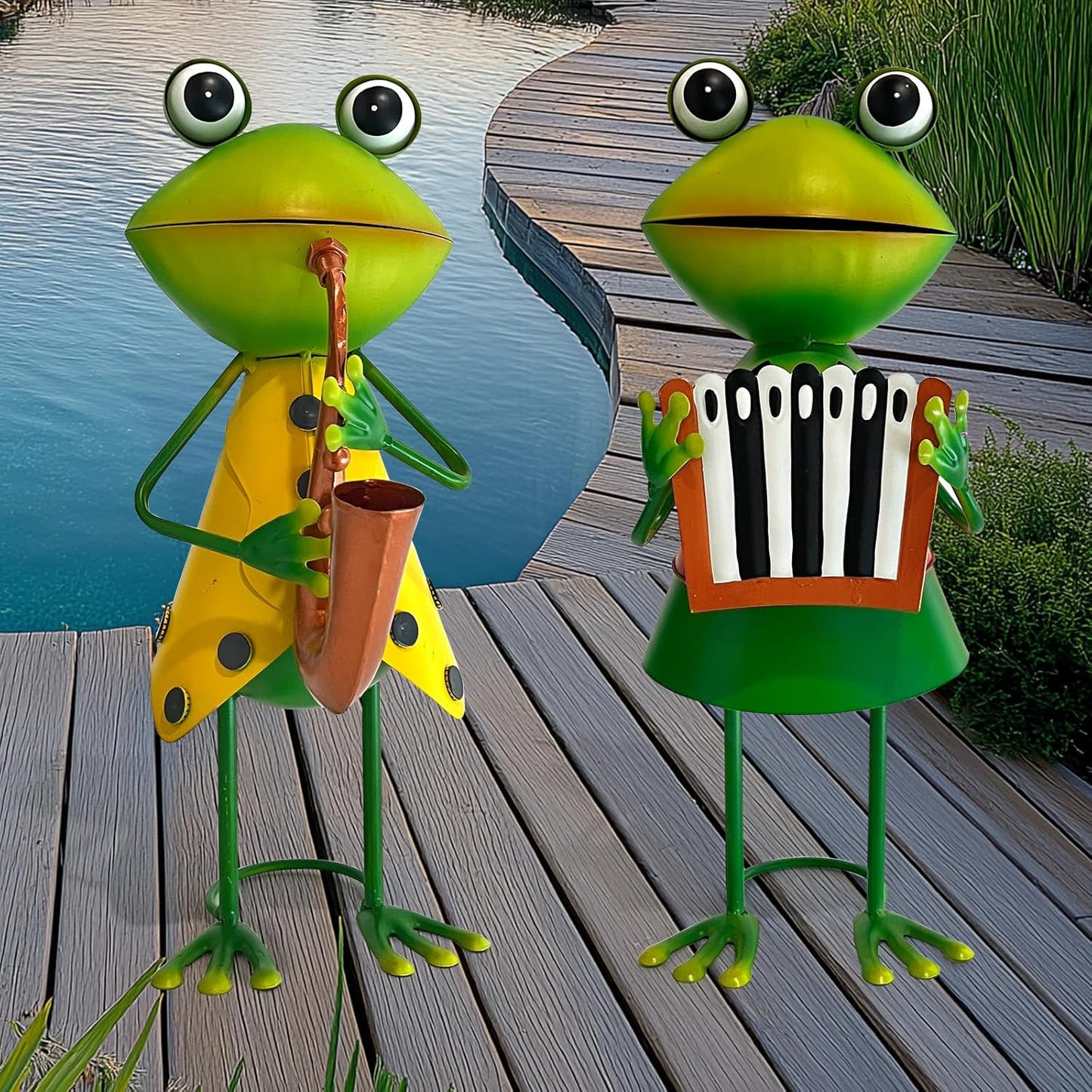 HONGLAND Metal Frog Garden Decor - Metal Frog Outdoor Statue -Funny Garden Frog Decorations - 3D Frog Figurine - Christmas Holiday Housewarming Gifts Lawn Patio Yard Garden Decor (Saxophone)