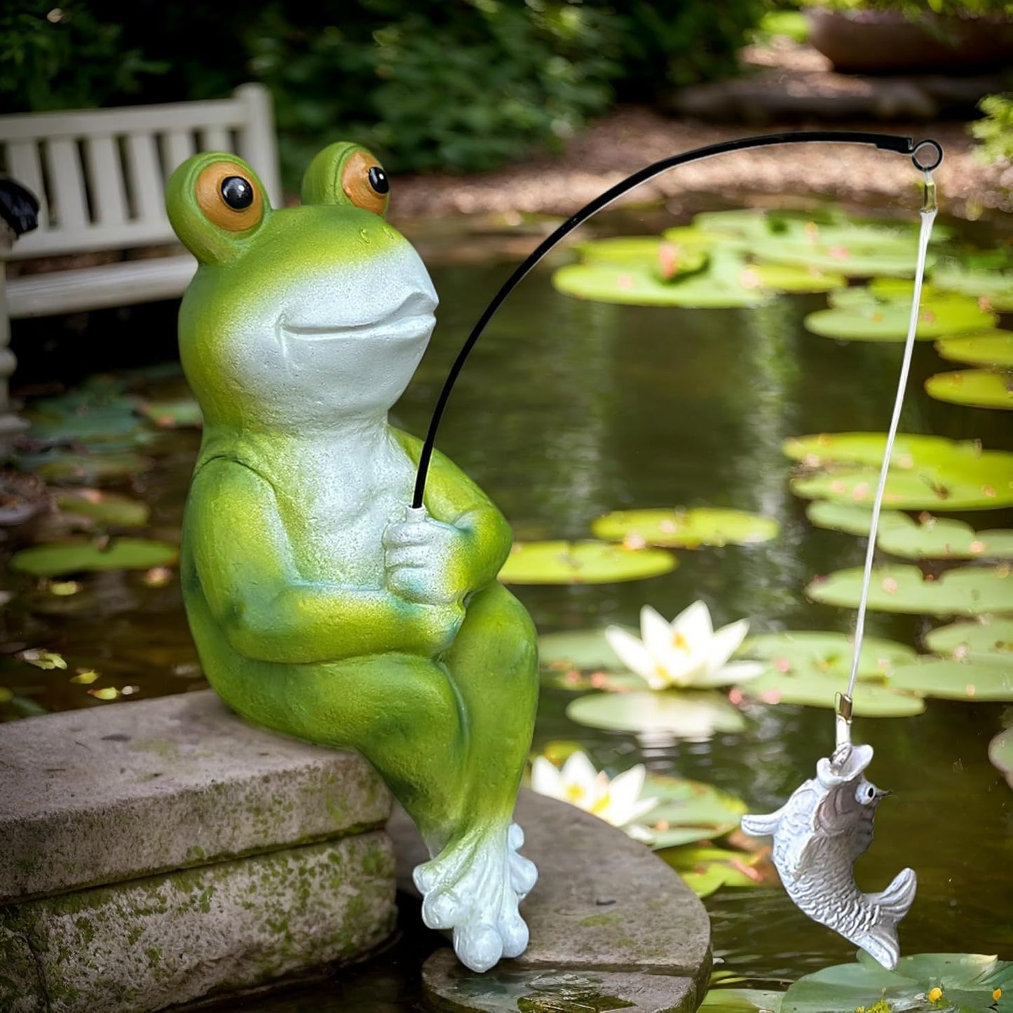 9.5" Frog Fishing Garden Sculptures & Statues, Stone Look Sculpture, Whimsical Lawn Yard Art, Funny Pond Fisherman Statue, Resin Animal Decorative Figurine, for Frog Fishing Lovers