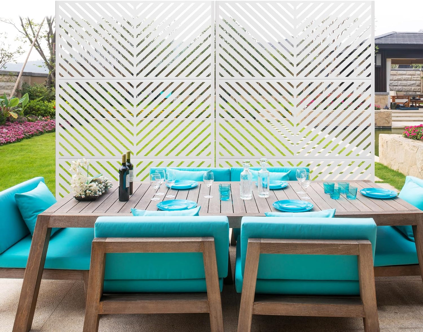 Metal Privacy Screen Outdoor 72" H×47" W,Freestanding Decorative Privacy Screen for Balcony Yard&Garden, Privacy Fence-White&Arrow