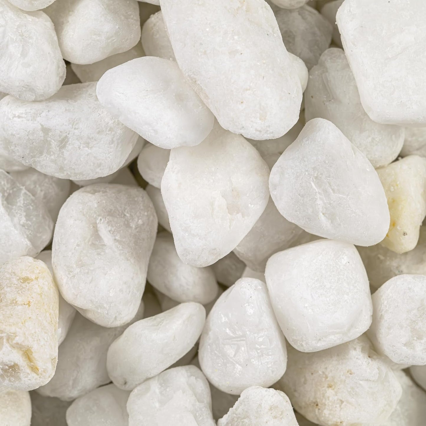 MSI Decorative Tumbled White Pebbles, 0.25 inch - 0.75 inch, 40 lb. Bag (55 Bags/Pallet)
