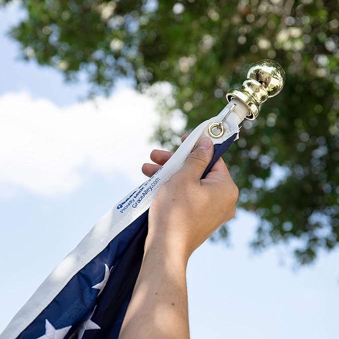Grace Alley Flag Pole: 6 Foot Tangle Free Spinning Flag Pole. Residential or Commercial Flag Pole. Wind Resistant/Rust Free. (White)