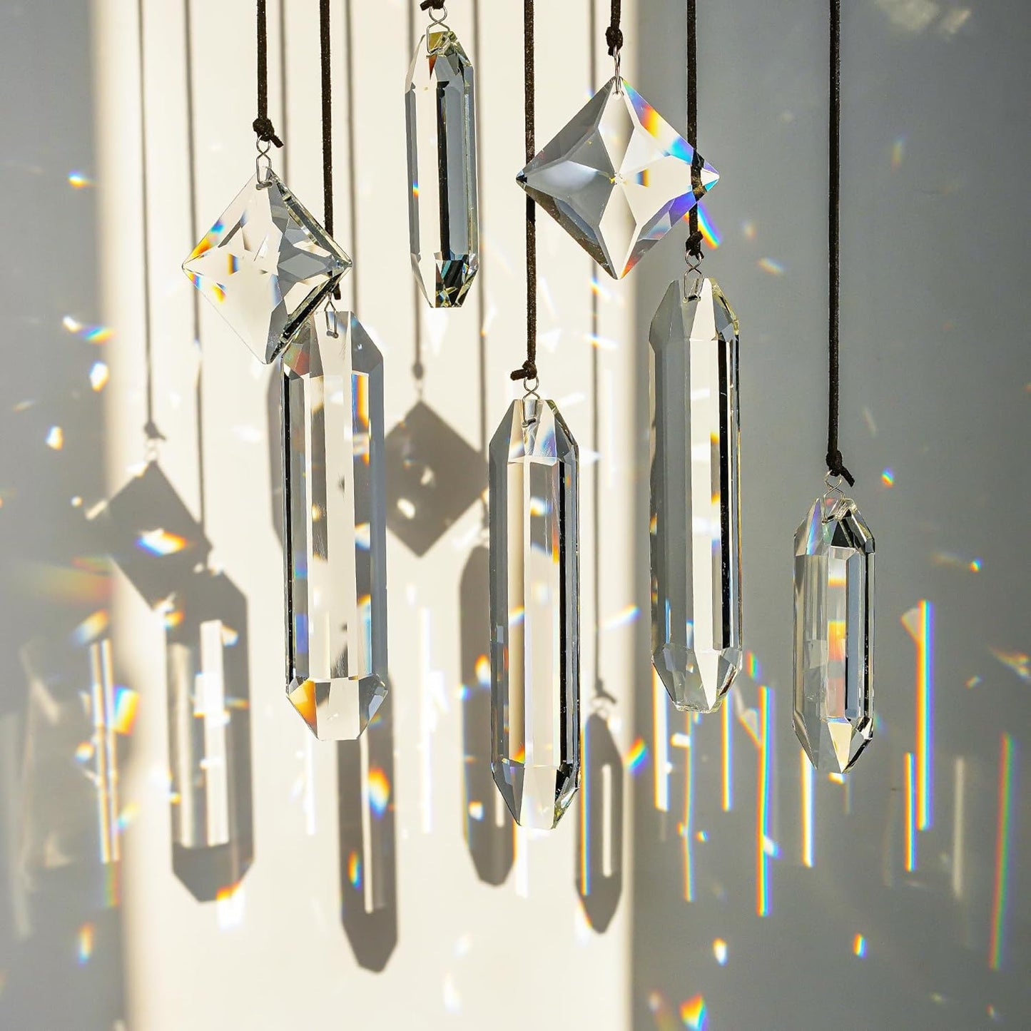 HDCRYSTALGIFTS Modern Grief Gift,Set 7 Clear Crystal Prisms Suncatchers Hanging Ornament,Rainbow Maker Sun Catchers for Windows, Balcony, Kitchen, Garden Decoration