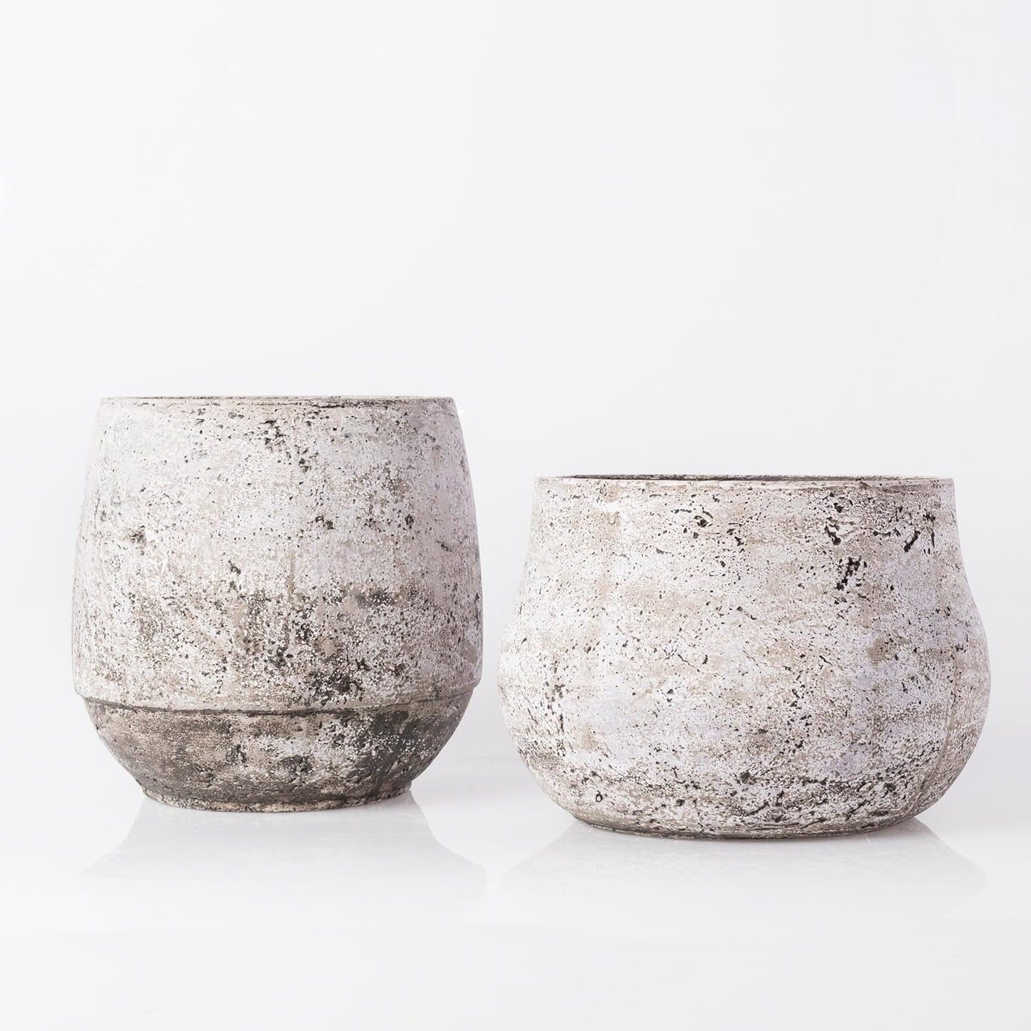 Mark&Day Planters, Zlataritsa Traditional Taupe Planter, Decorative Home Decor Accents for Living Room Bedroom Kitchen Office (8" H x 12" W x 12" D)