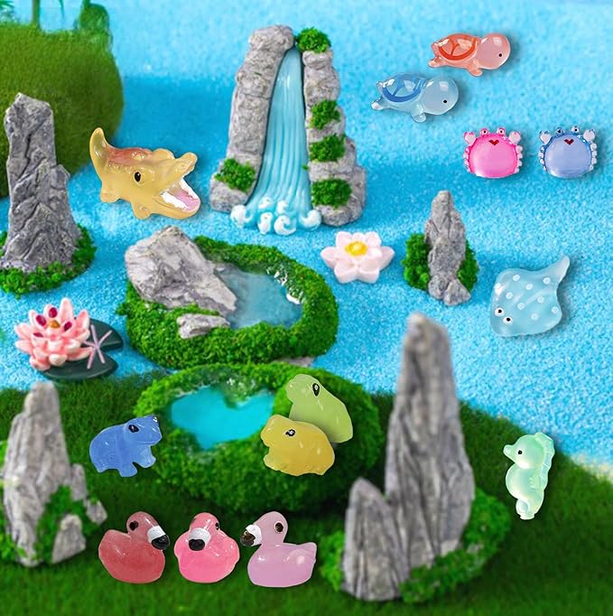 Luminous Mini Resin Ocean Animals 50Pcs Tiny Animals Tiny Turtle Octopus Seahorse Crocodile Dolphin Shark Frog Glow in The Dark for Garden Miniatures Accessories Landscape Aquarium Potted Decoration