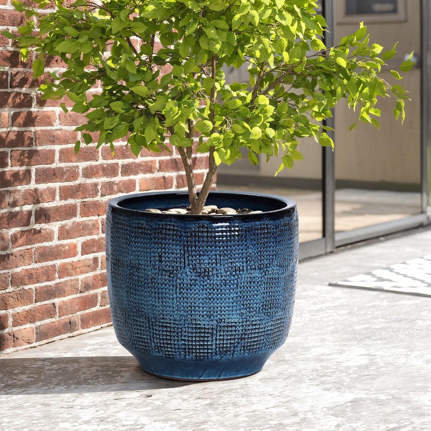 LuxenHome 15.5" Dia Large Ceramic Pots for Plants, Ocean Blue Glazed Planters for Outdoor Plants, Round Indoor Flower Pots with Drainage Hole and Rubber Plug for Home Garden Patio