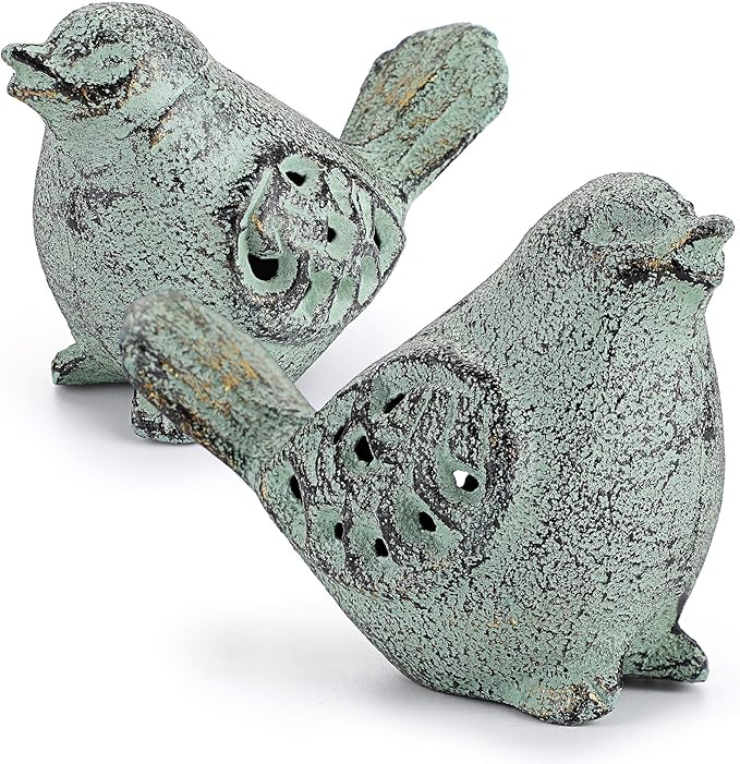 OwnMy 2 Cast Iron Green Bird Sculptures Outdoor Bird Statues Hollow Carved Bird Desktop Ornaments Figurines, Decorative Creative Animal Figurine Indoor Outdoor Statues for Garden Patio Home Decor