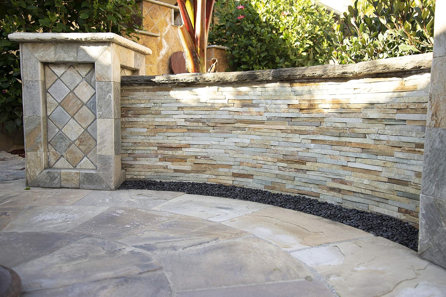 MSI Decorative Polished Black Pebbles, 0.4 Inch, 40 lb. Bag