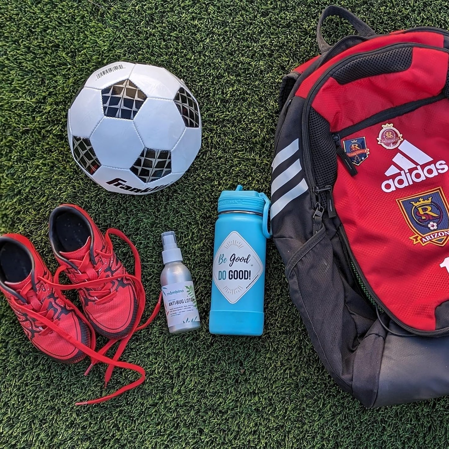 Anti-Bug Lotion DEET-Free – All-Natural Bug Lotion Travel Size Made with Nourishing Essential Oils – Bug Repellent for Babies, Kids, Adults, Camping, & More by Mambino Organics, 4oz