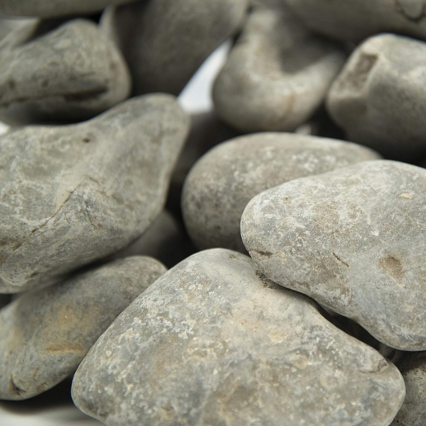 MSI Nile Decorative Polished Gray Pebbles, 1.2 inch - 2.4 inch, 40 lb. Bag (55 Bags/Pallet)