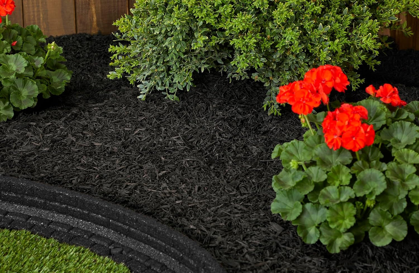 Rubberific Premium Shredded Rubber Mulch for Gardens, Lawns, and Landscaping | Long Lasting Color | Looks Like Natural Wood Mulch (0.8 Cu. Ft. - 16 LBS, Black)